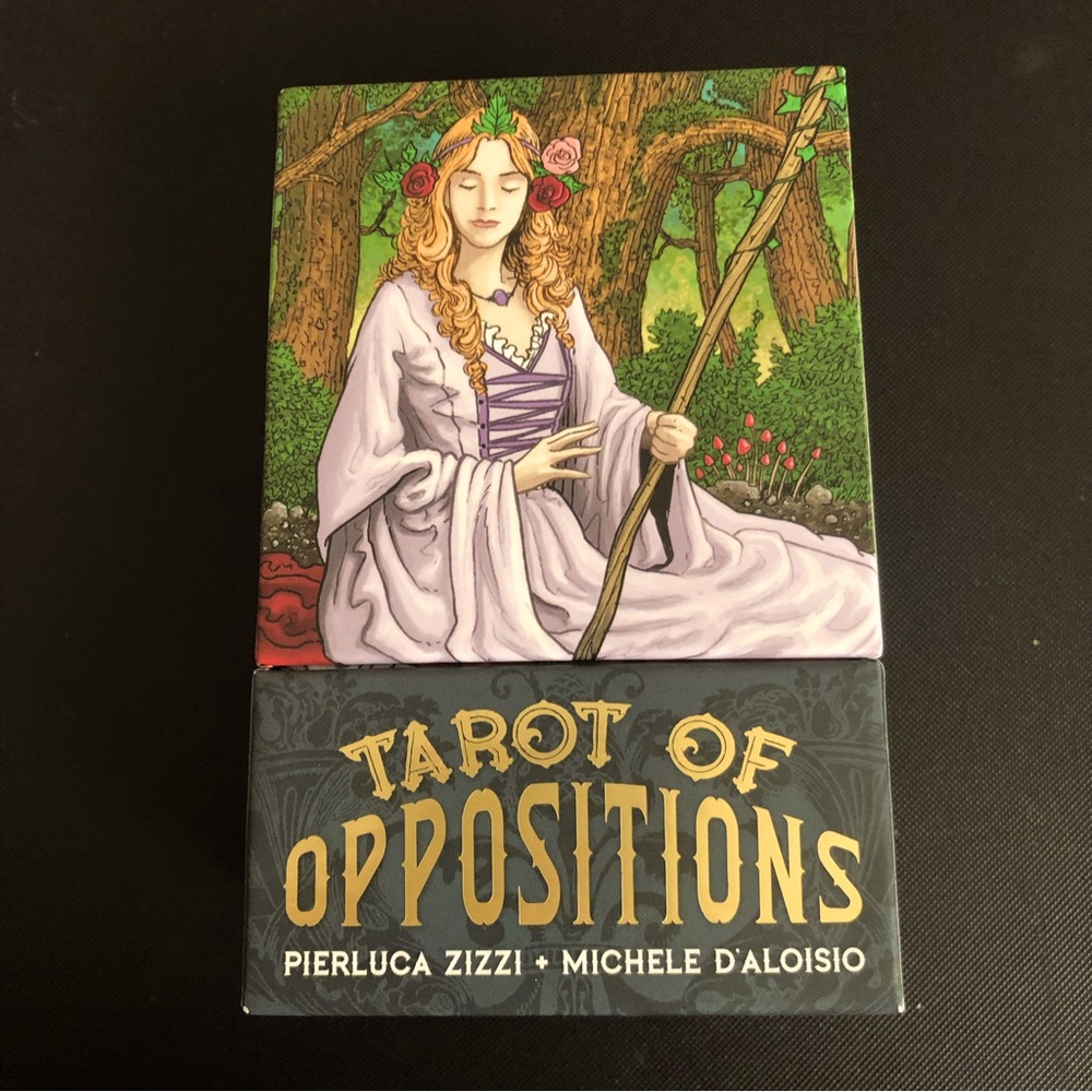 Tarot of Oppositions Deck
